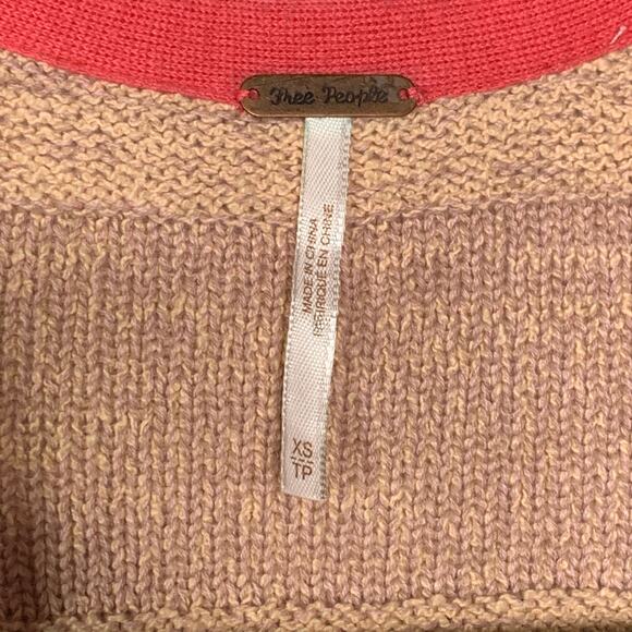 Free People Lemonade Stand Sweater Size Small V Neck Crop - Picture 8 of 10